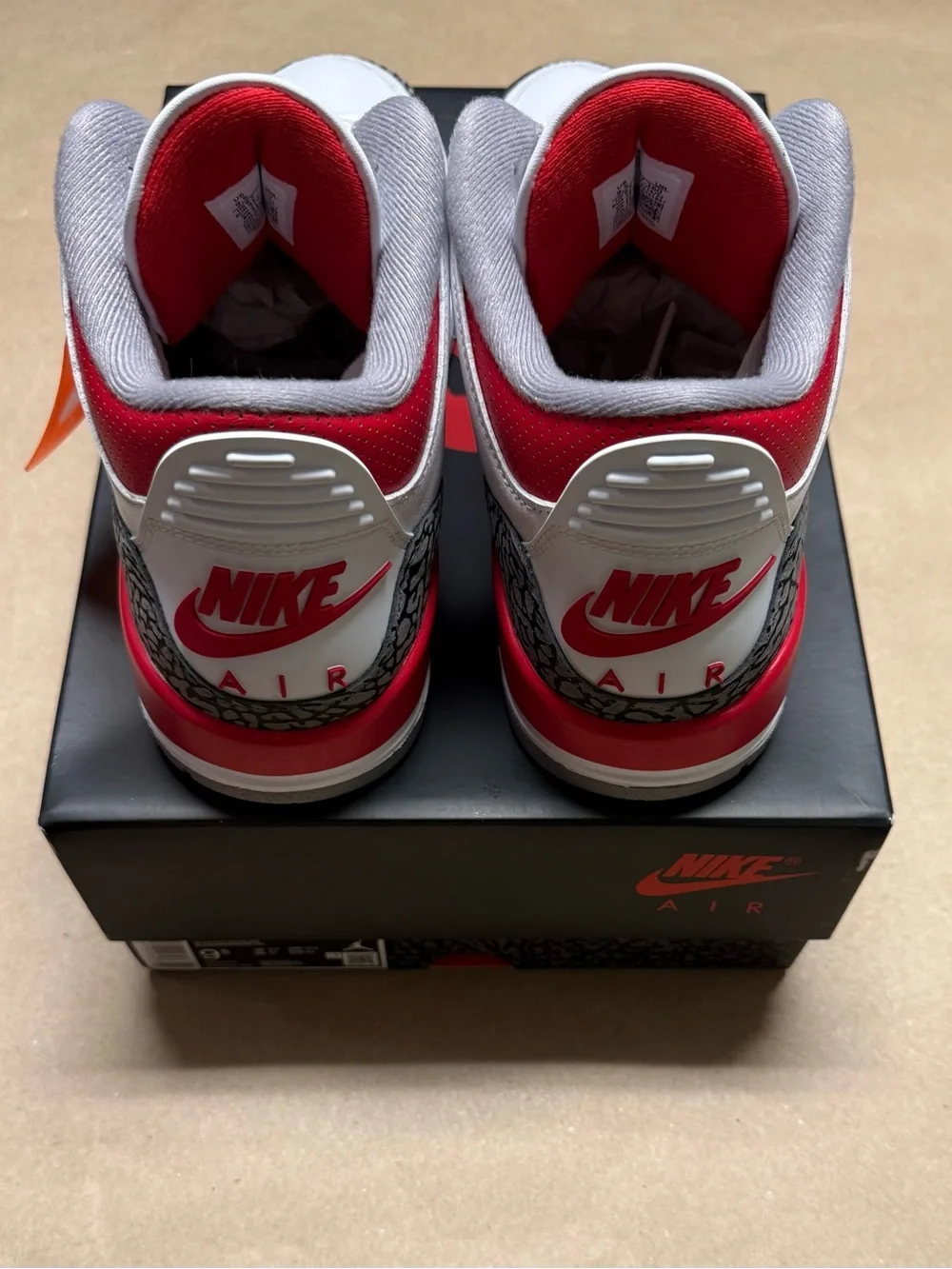 Nike Air Jordan 3 Retro Fire Red 2022 Men’s sz 9.5 Basketball shoes Rare!